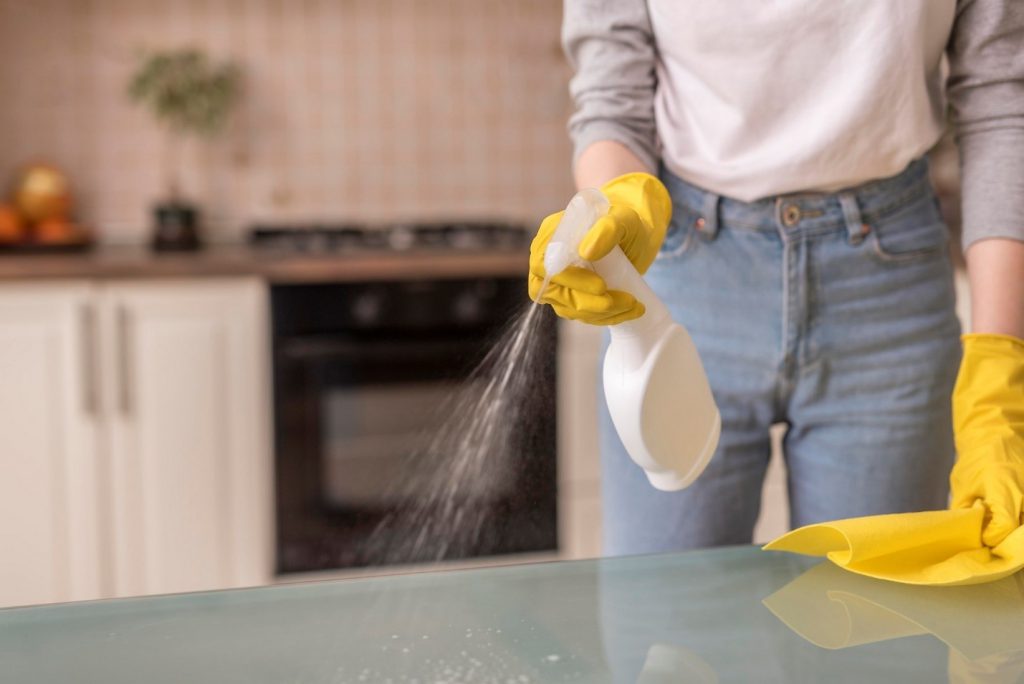 مرتب کردن خانه - تمیز کردن آشپزخانه