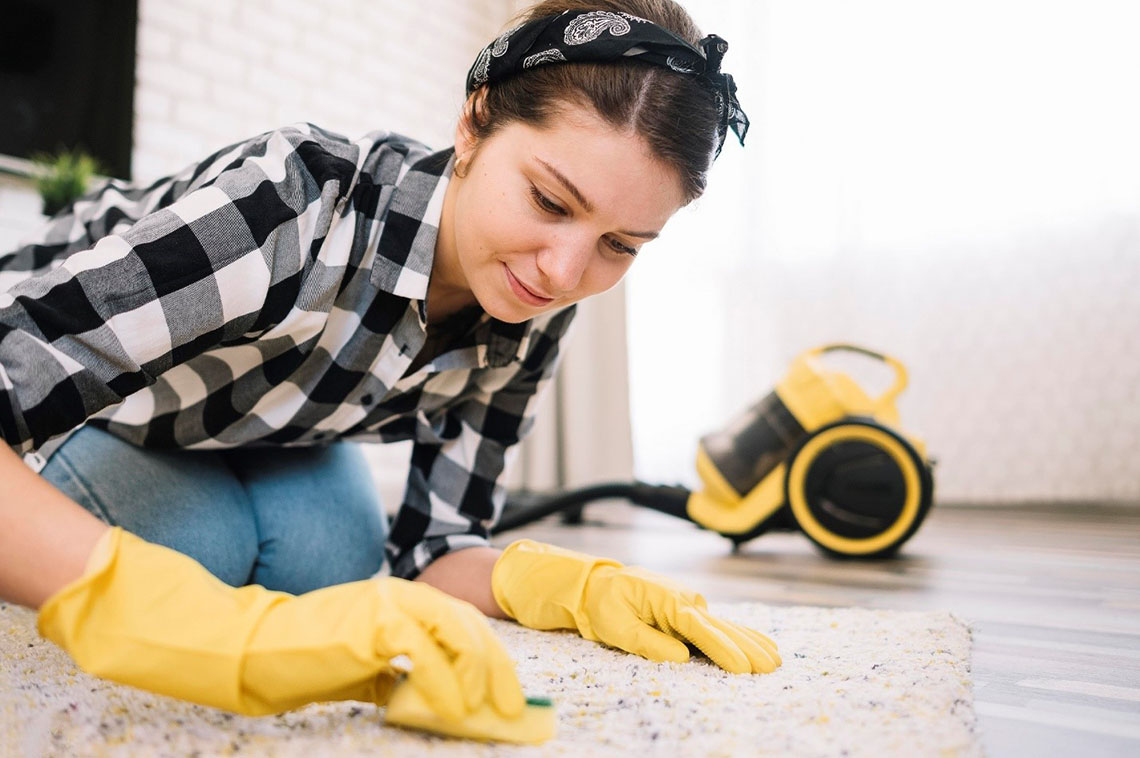 علت زرد شدن فرش بعد از شستشو چیست؟ خشکشویی آنلاین دیجی واش